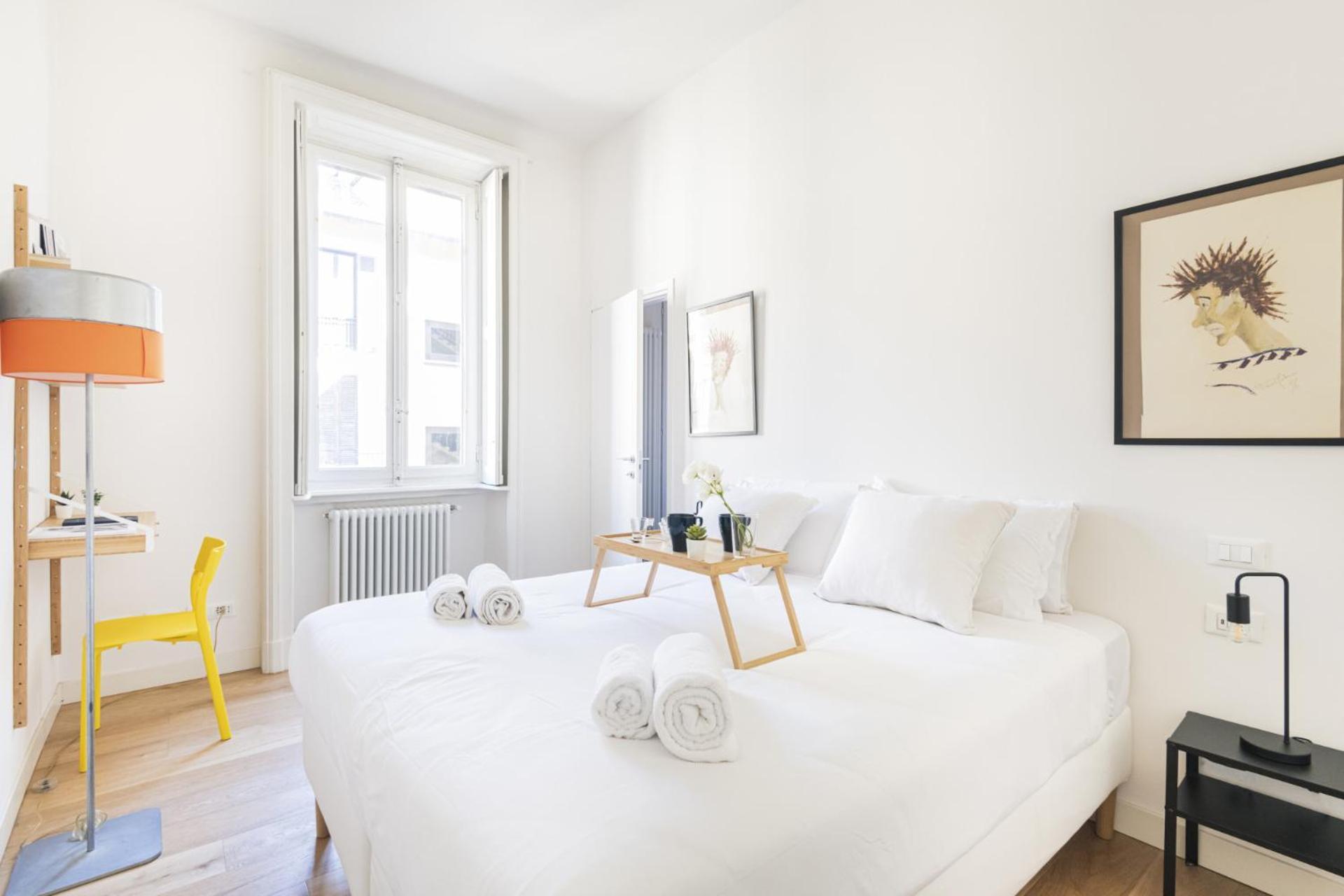Easylife-luminoso In Zona Garibaldifs Mailand